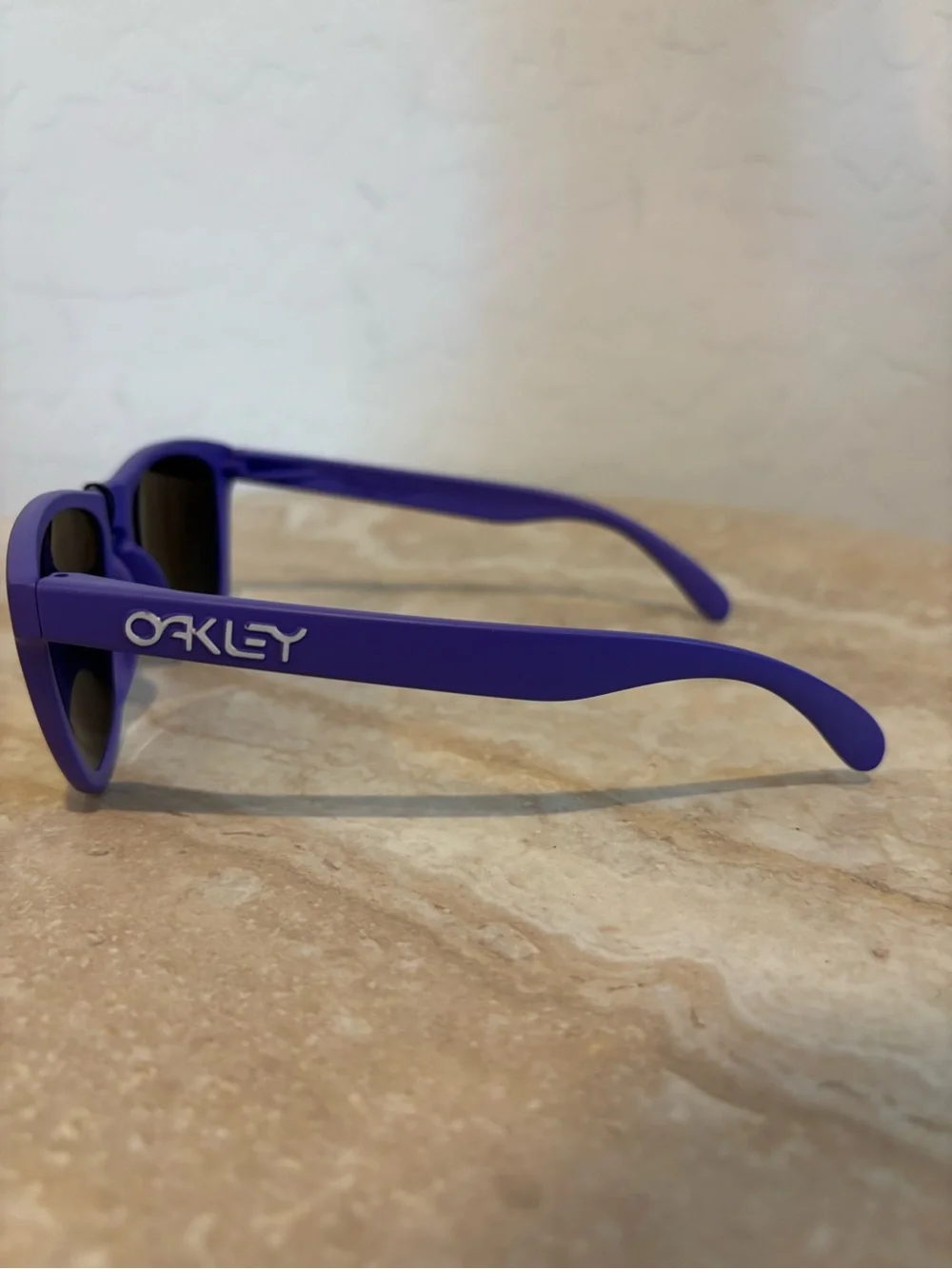 Oakley Frogskins Purple Frame Sunglasses with Red-Orange Mirrored Lenses